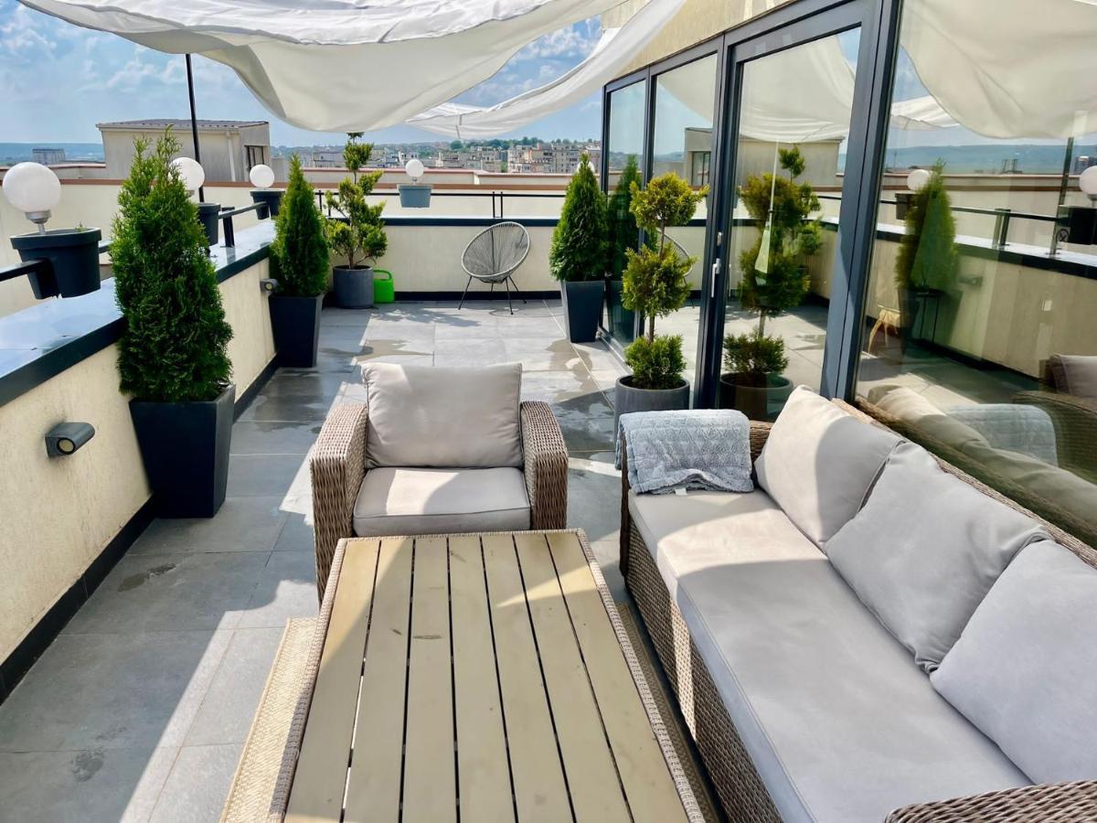 Appartement Penthouse Exclusive View , Iasi Extérieur photo