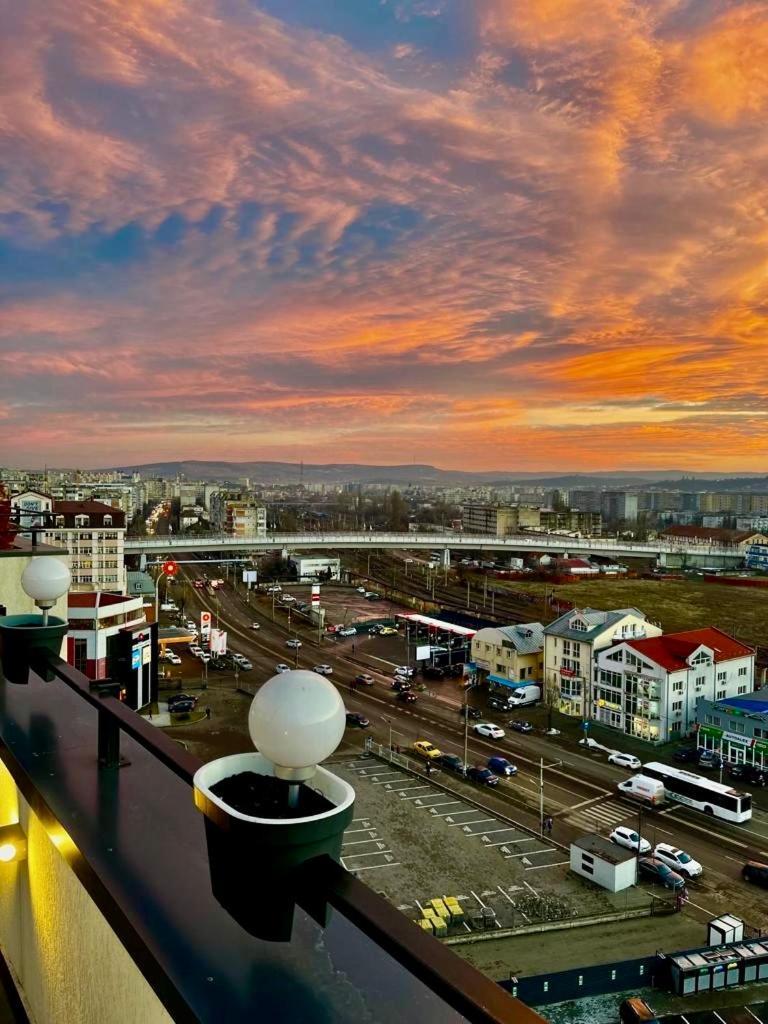 Appartement Penthouse Exclusive View , Iasi Extérieur photo