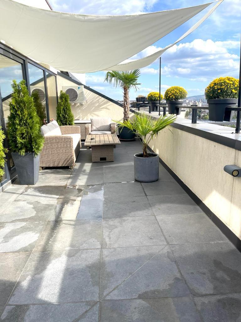 Appartement Penthouse Exclusive View , Iasi Extérieur photo