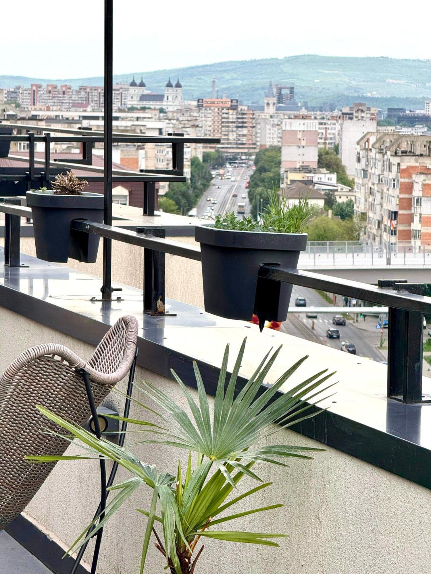 Appartement Penthouse Exclusive View , Iasi Extérieur photo