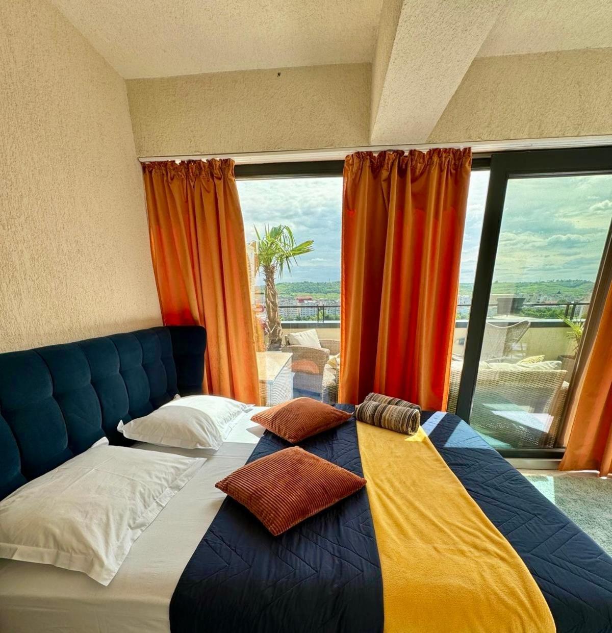 Appartement Penthouse Exclusive View , Iasi Extérieur photo